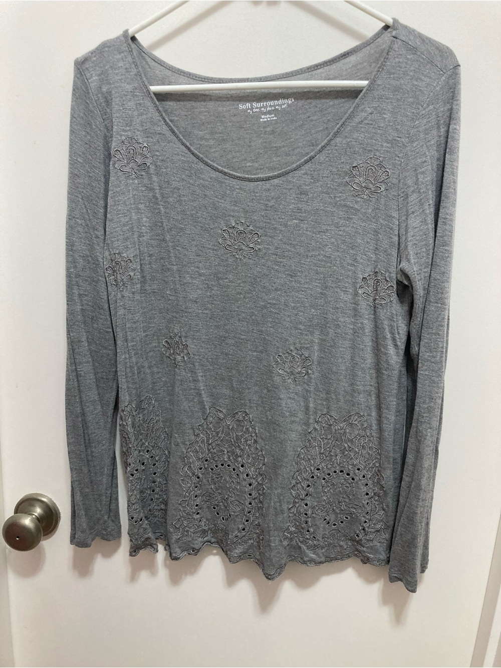 SoftSurroundings Gray Lace Tunic Top, size medium